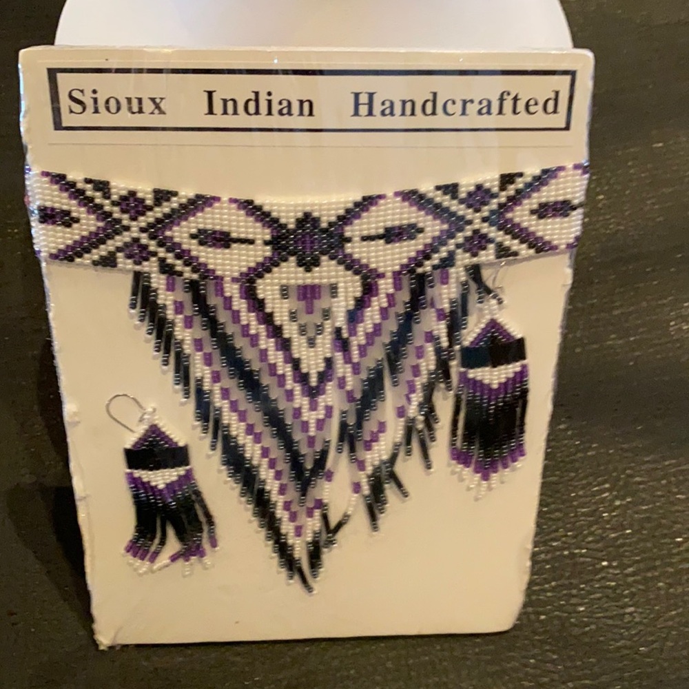 Handcrafted Sioux Indian choker and earrings